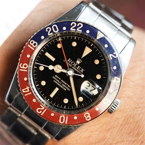 gmt master bakelite bezel.